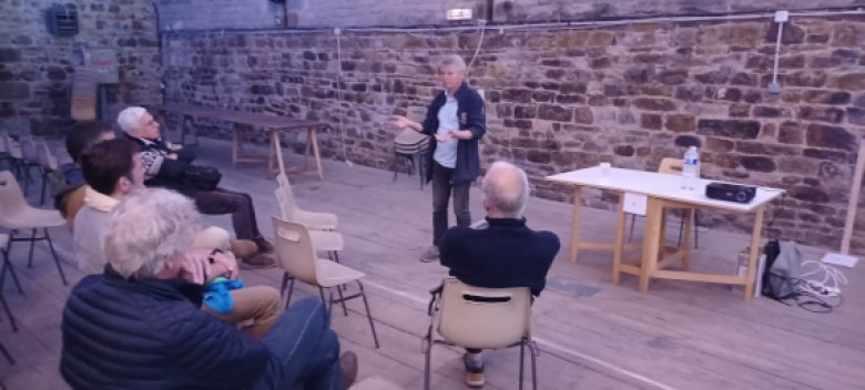 image FortStPere_conference.jpg (0.1MB)